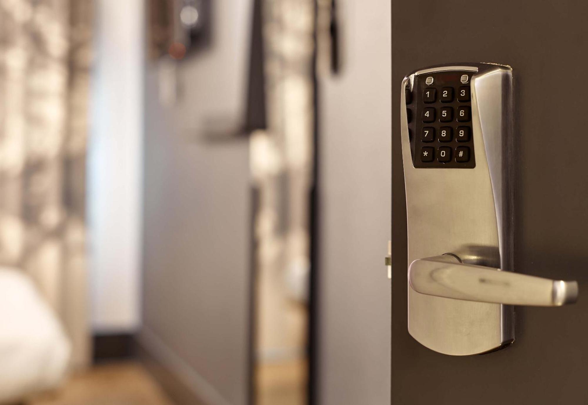 B&B Hotel Marne-La-Vallee Val D'Europe Serris Zewnętrze zdjęcie